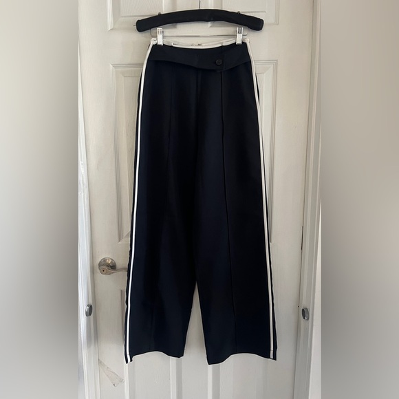 Commense High Waist Contrast Trim Wide Leg Pants - Navy - Picture 7 of 11